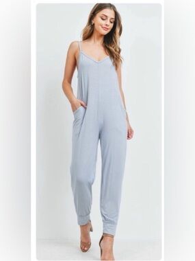 NWOT Adorable Boho Casual Oversized Comfy Silver  Jumpsuit